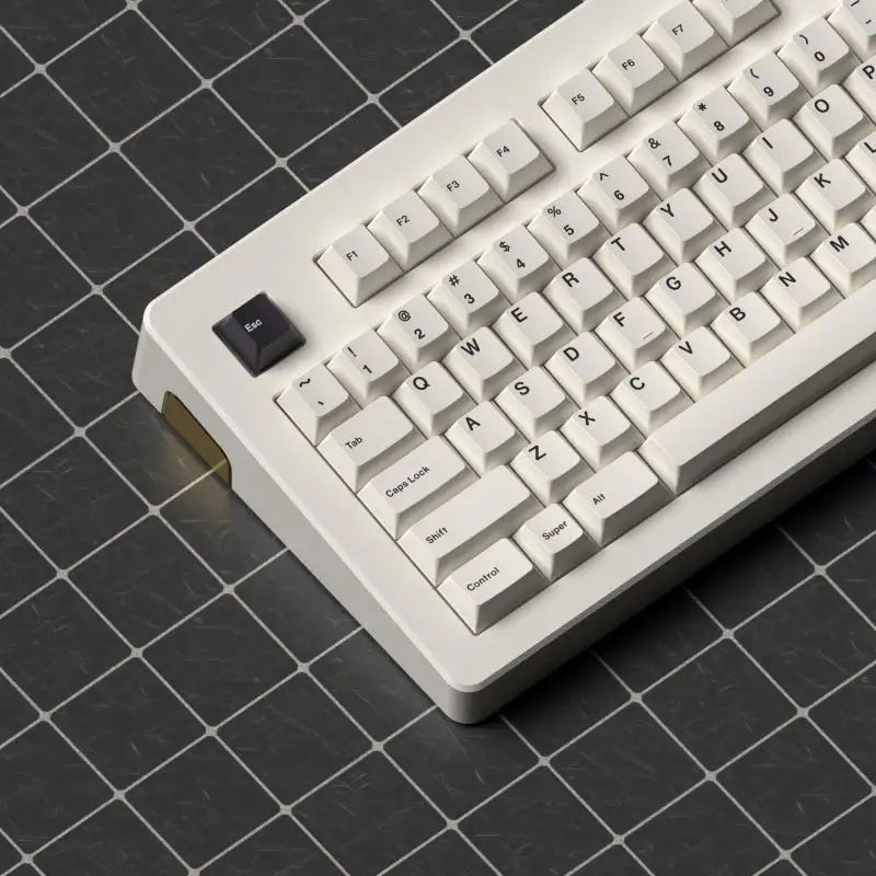 Duo-tone keycaps to customize your keyboard.